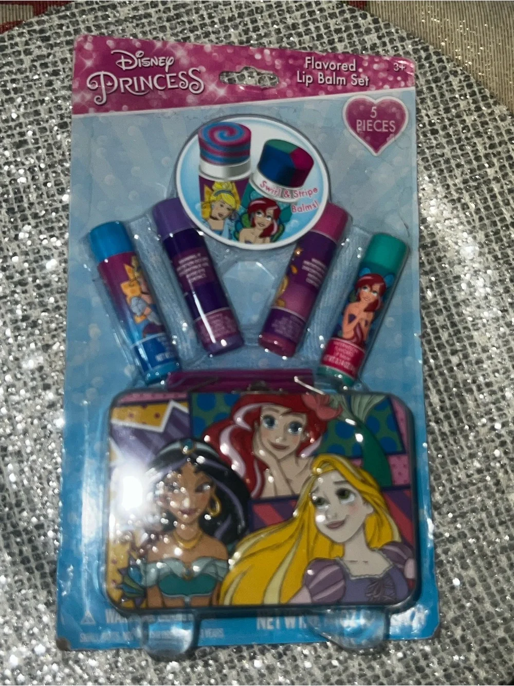Disney Princess Flavored Lip Balm Set 5-Piece with Cosmetic Bag NWT